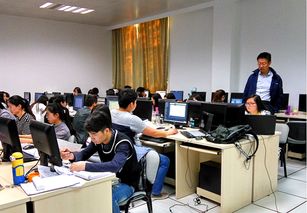 商貿(mào)技術(shù)系學(xué)子全力以赴，全國(guó)大學(xué)生外貿(mào)從業(yè)能力大賽激戰(zhàn)正酣